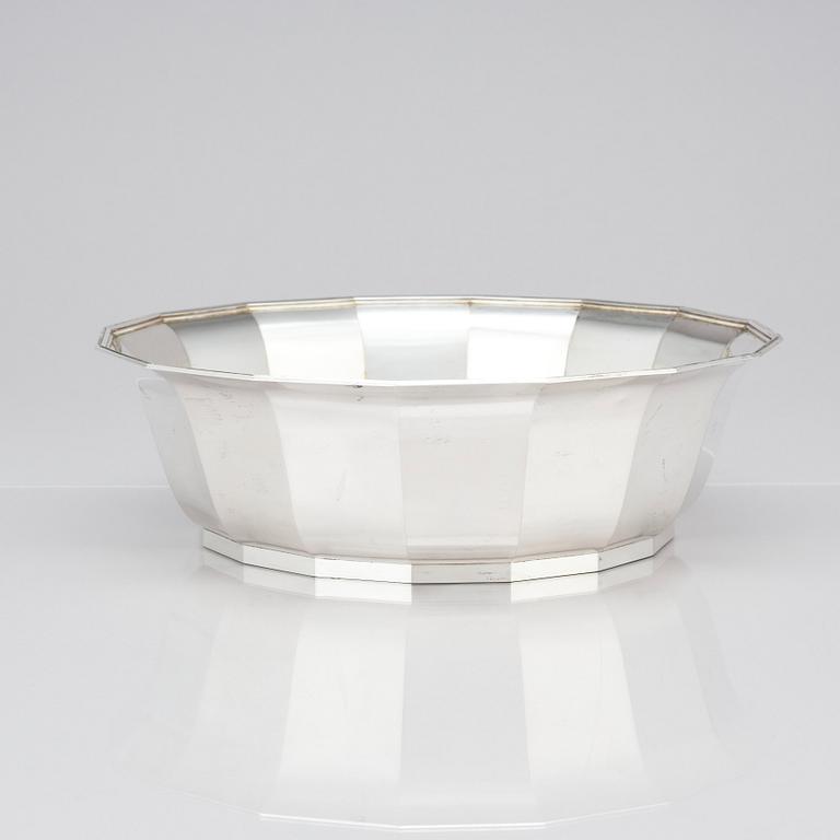 Wiwen Nilsson, a sterling silver bowl, Lund, Sweden 1964.