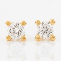 Earrings, a pair, 18K gold with brilliant-cut diamonds.