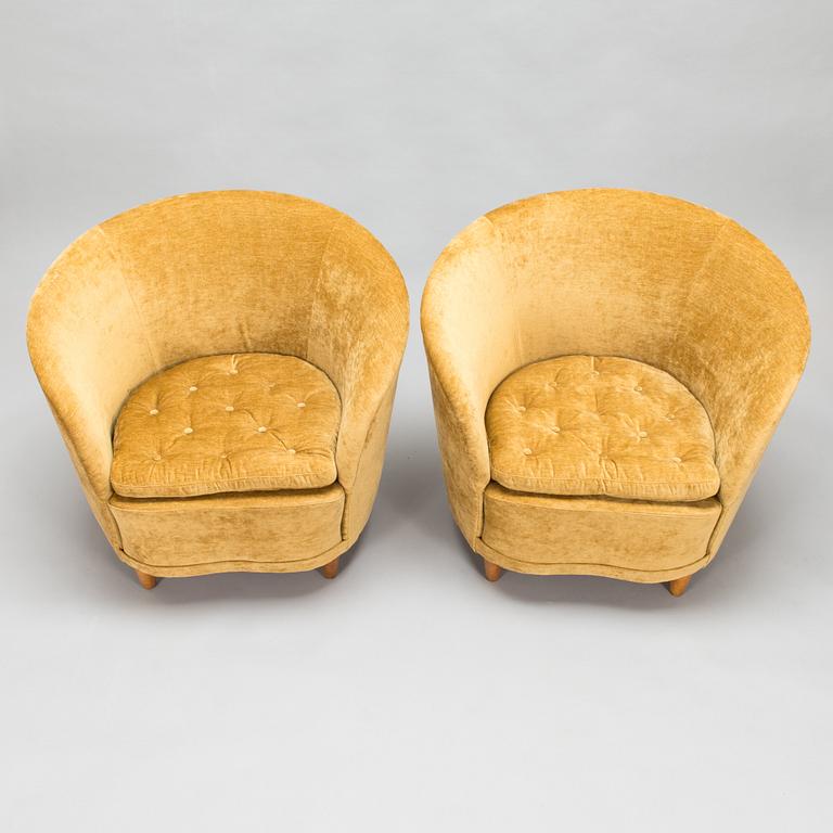 A pair of 1930's armchairs for Mobilia.