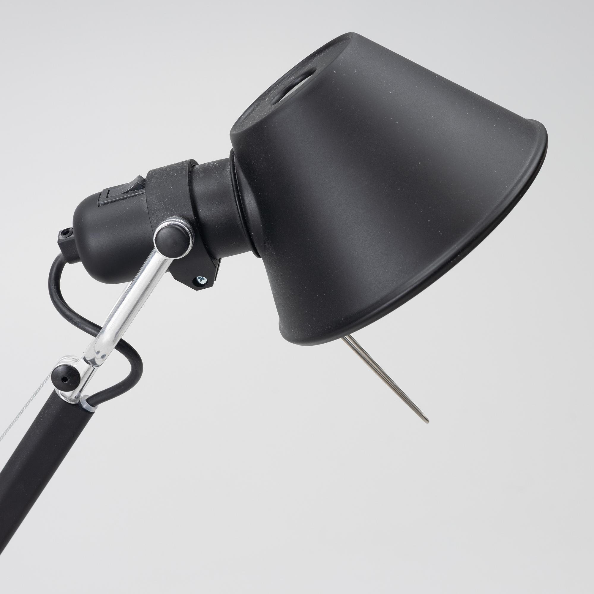 Michele De Lucchi & Giancarlo Fassina, a pair of 'Tolomeo' desk top lamps, Artemide, Italy.