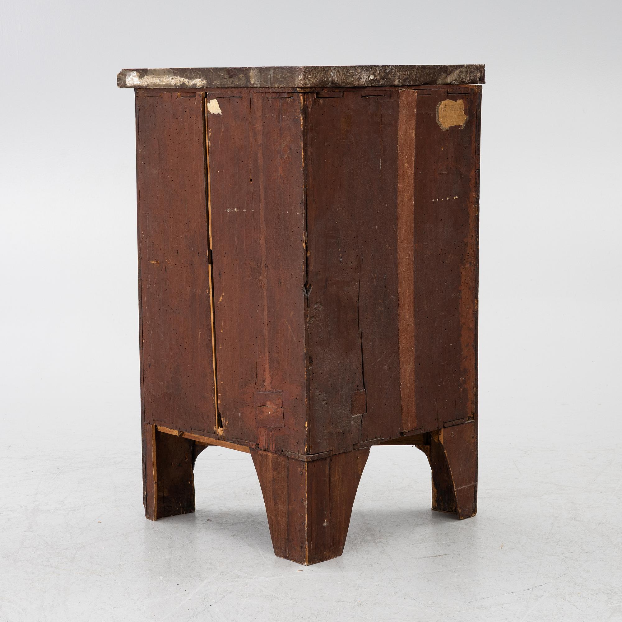 A pair of corner cabinets, Directoire, France, circa 1800.