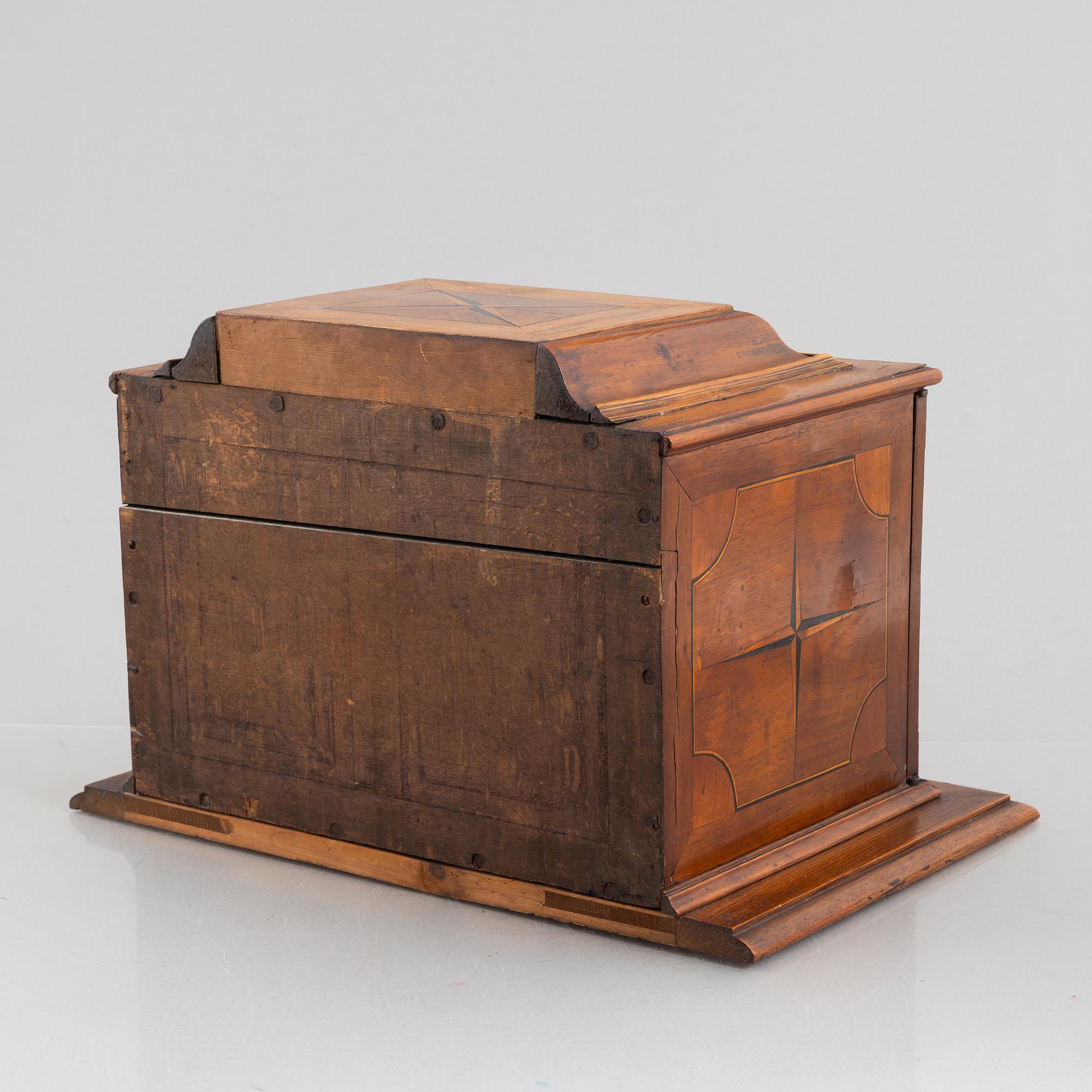 A small late baroque cabinet, 18th century.