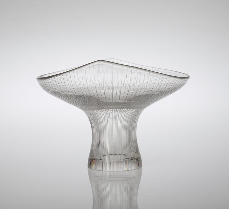 A Tapio Wirkkala glass vase, Iittala, Finland, model 3523.