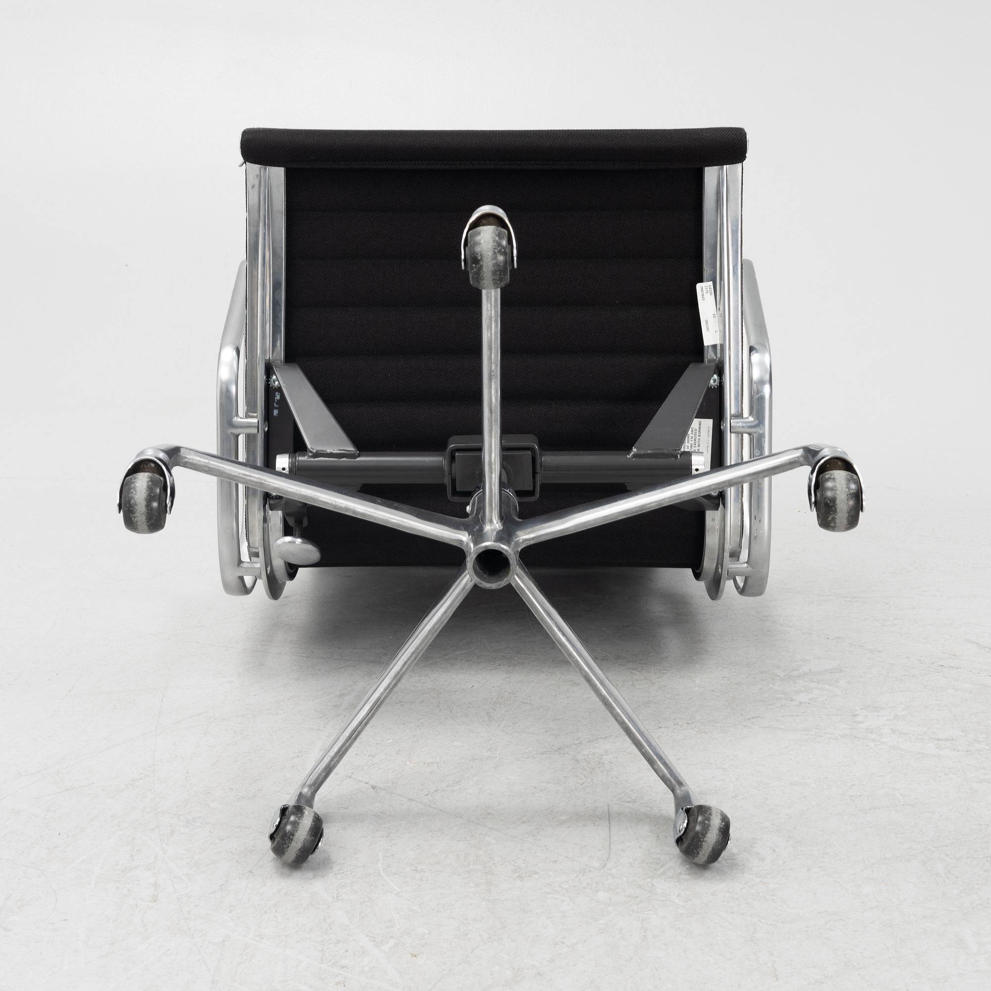 Charles & Ray Eames, skrivbordsstol, "EA 335", Herman Miller 1997.