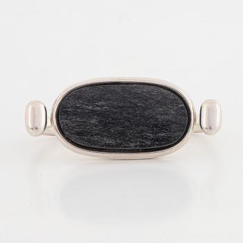 Vivianna Torun Bülow Hübe, a sterling silver and obsidian double ring, Jakarta Indonesia.