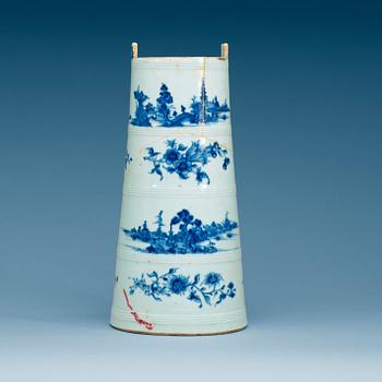 1860. A large blue and white cannister, Qing dynasty, 18th Century.