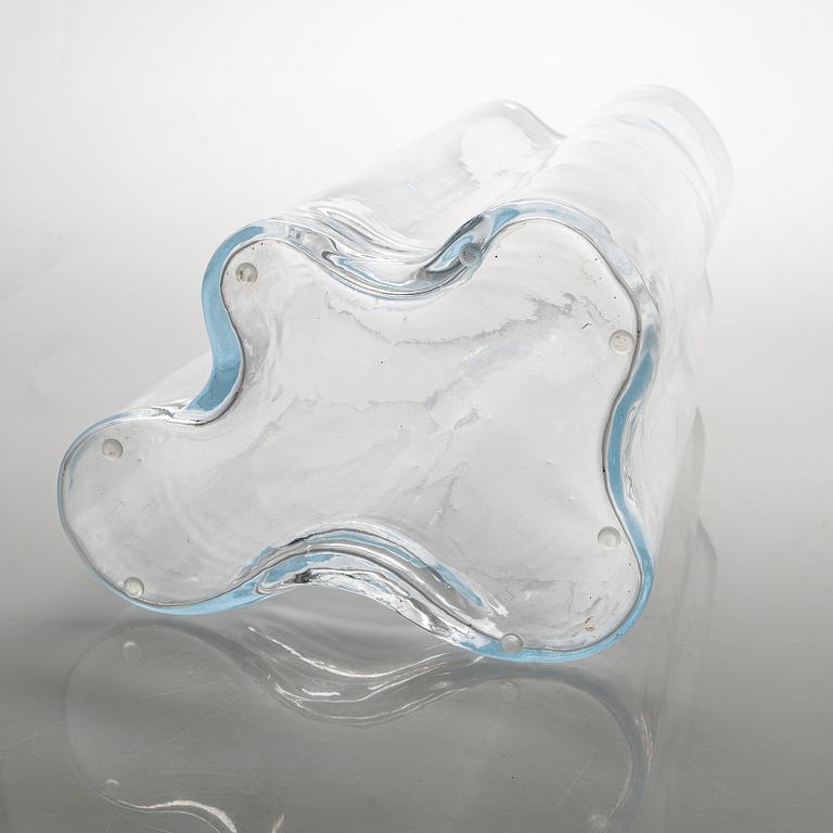 Alvar Aalto, a 21st century '0551' unsigned vase for Iittala.