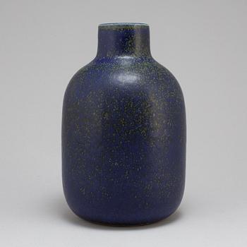 CARL-HARRY STÅLHANE, a unique stoneware vase, Rörstrand 1964.