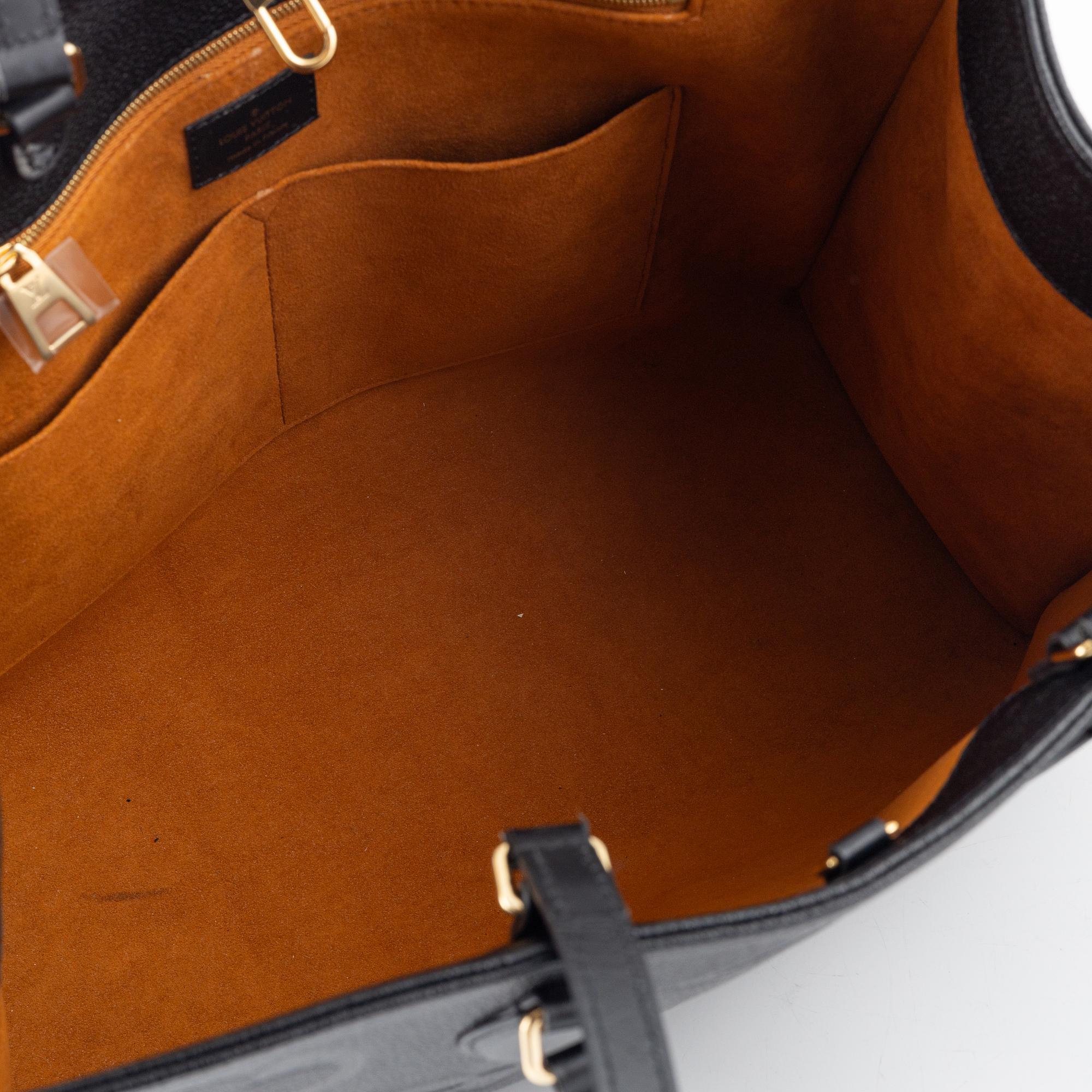 Louis Vuitton, bag, "Onthego MM", 2022.