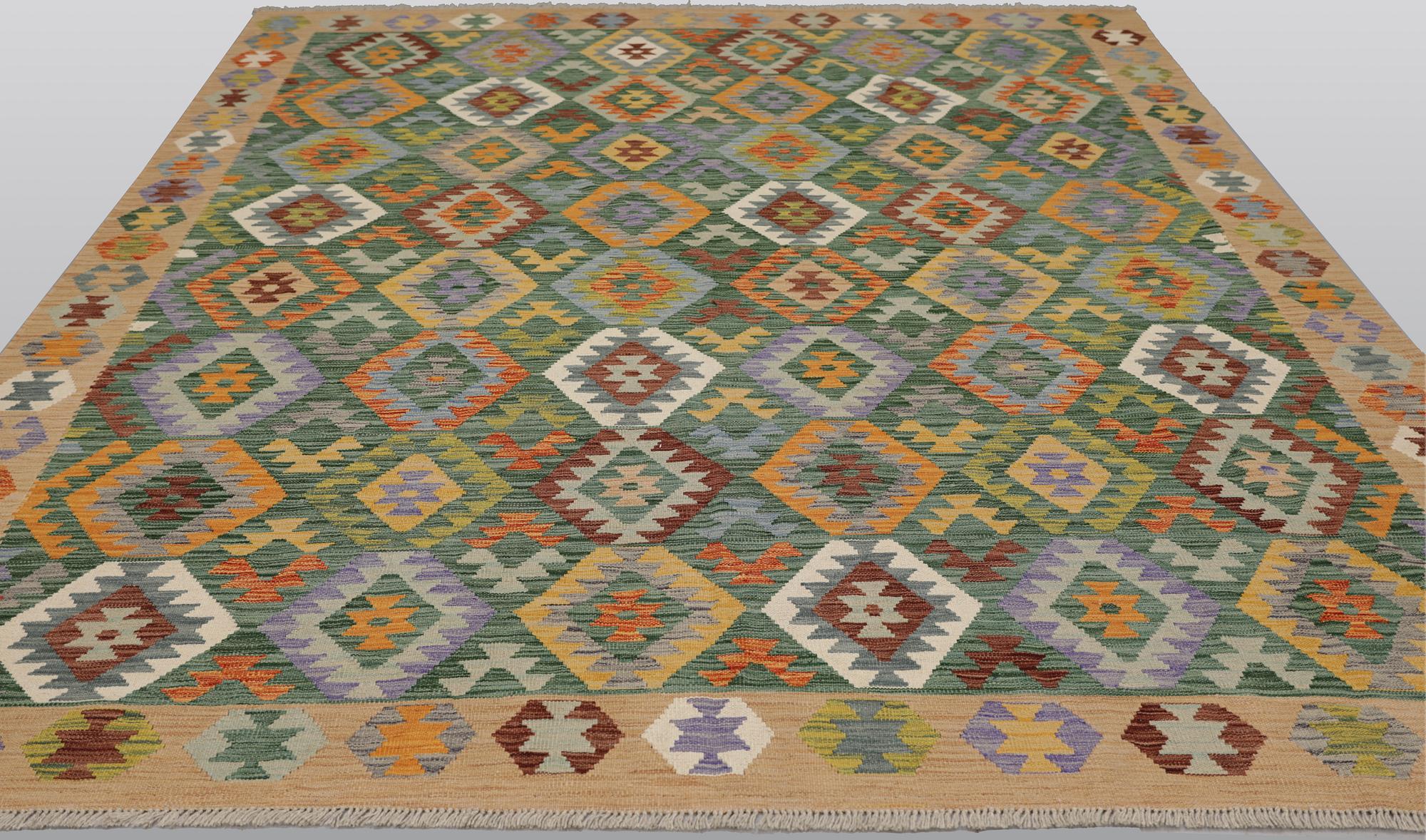 A Kilim carpet, approx. 290 x 250 cm.
