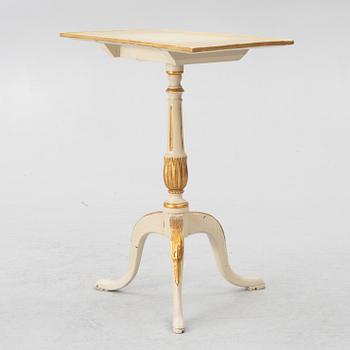 Pillar table, 19th century.