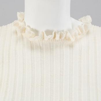 CHANEL, sweater, french size 40.