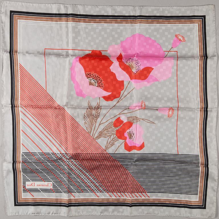 SCARF, Christian Dior.
