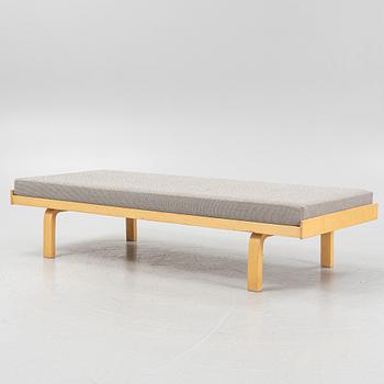 Alvar Aalto, dagbädd, modell 710, Artek, Finland.