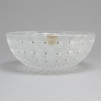 A glass bowl 'Nemours' by Lalique, France, second half of the 20th century.