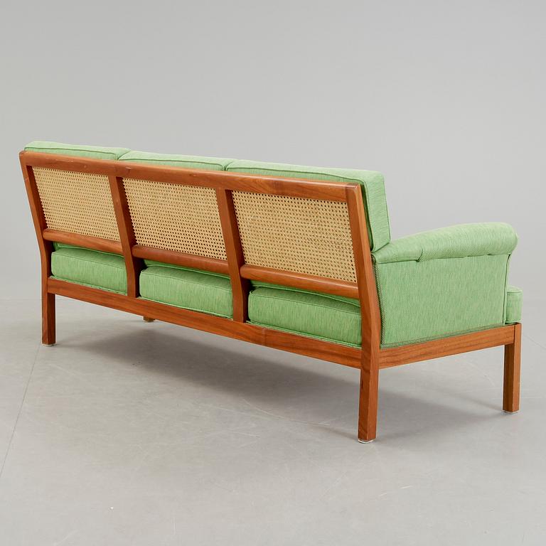 SOFFA, Josef Frank, Firma Svenskt Tenn, modell 1100,