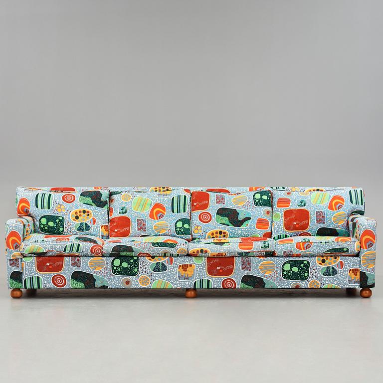 Josef Frank, a four seated "3031" sofa for Svenskt Tenn.
