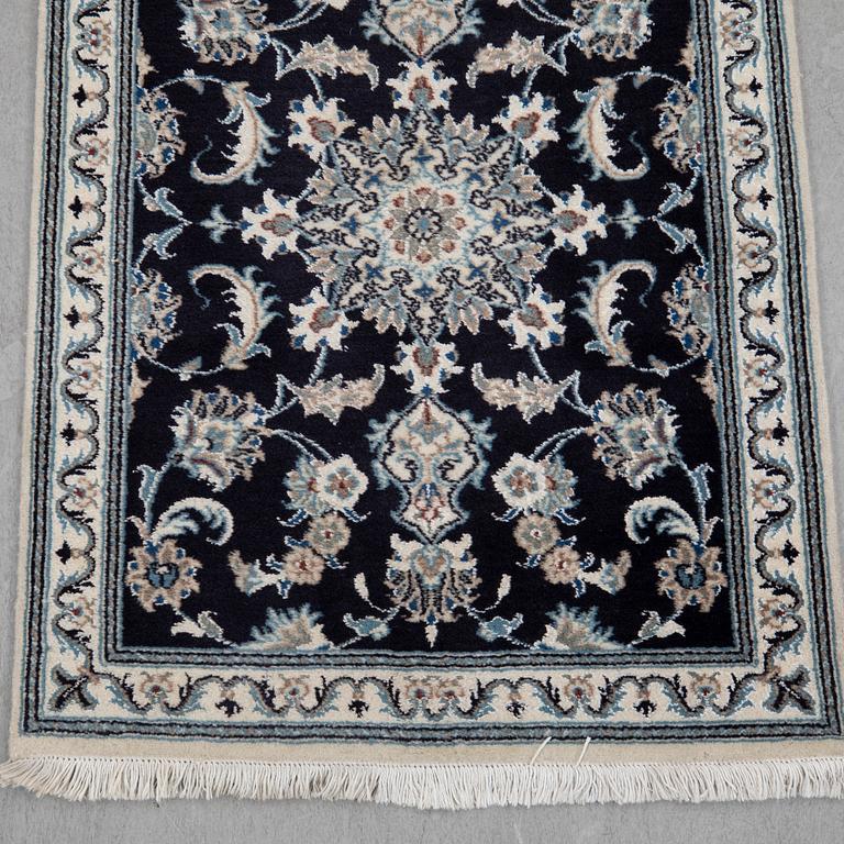 Gallery carpet, Nain, approx. 290 x 80 cm.
