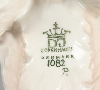 FIGURIN, porslin, Dahl Jensen, Köpenhamn, Danmark.