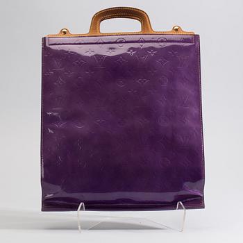 VÄSKA, Louis Vuitton.