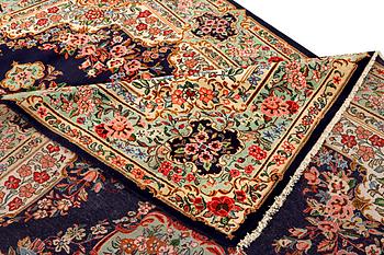 Matta, Sarough, ca. 317 x 216 cm.