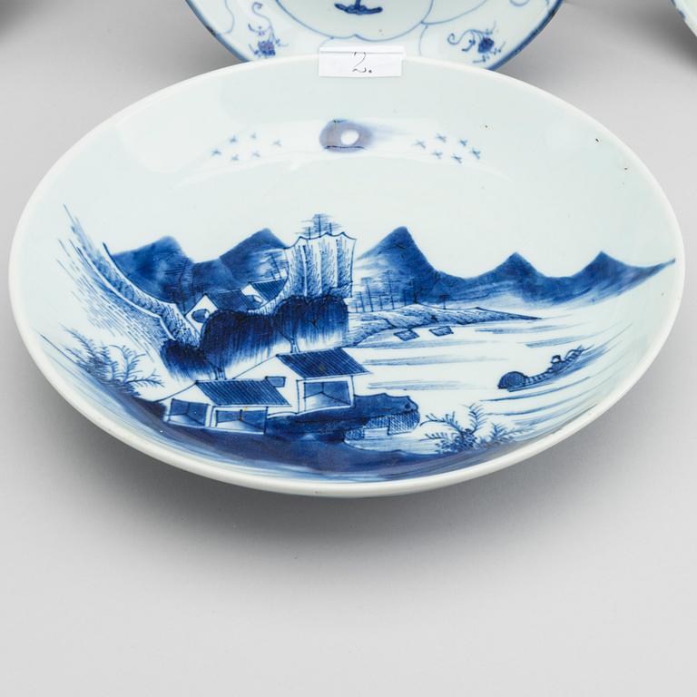 A COLLECTION OF 5 PCS CHINESE PORCELAIN 19TH- 20TH CENTURY.