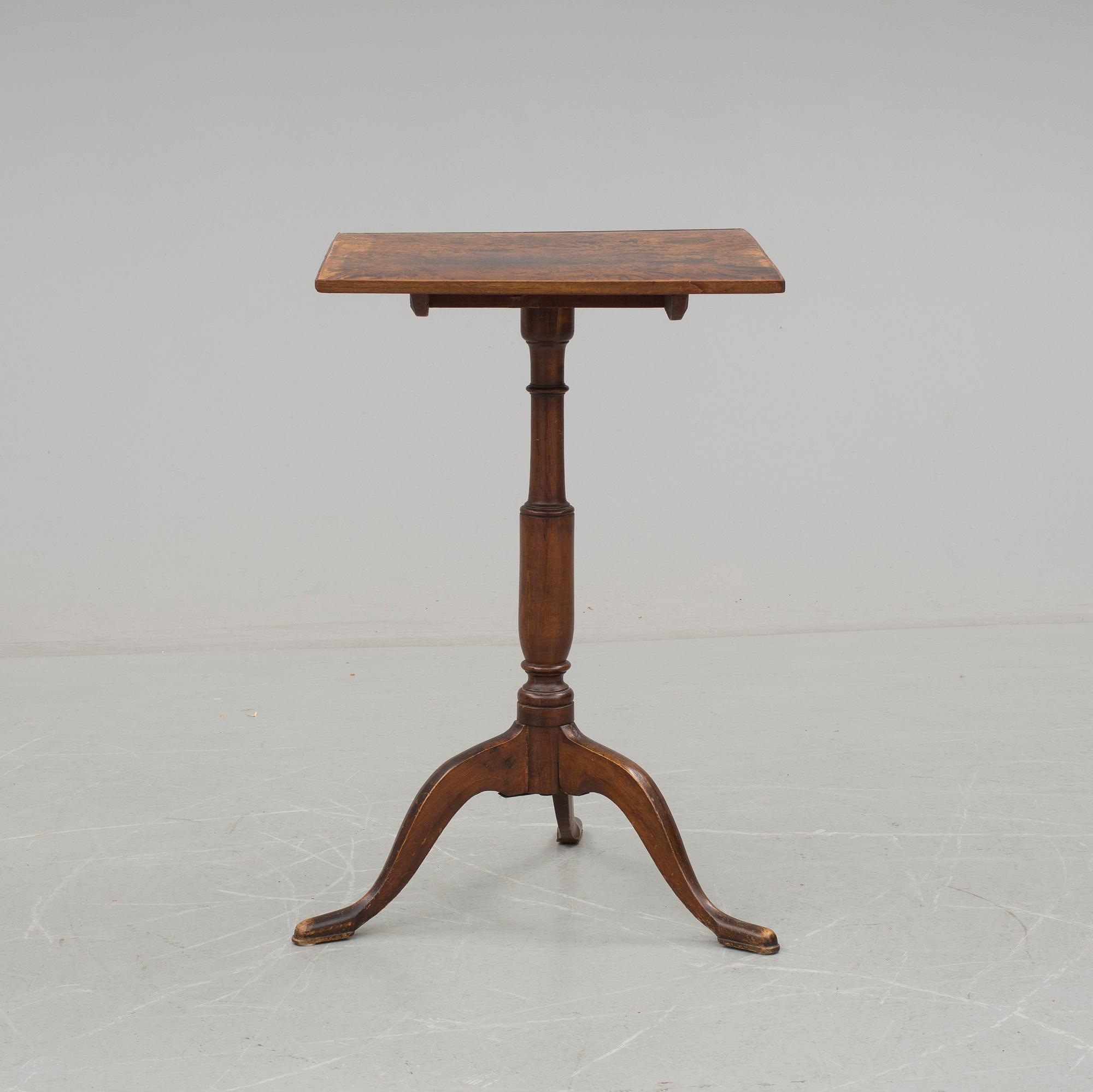 FÄLLBORD, 1800-talets första hälft.