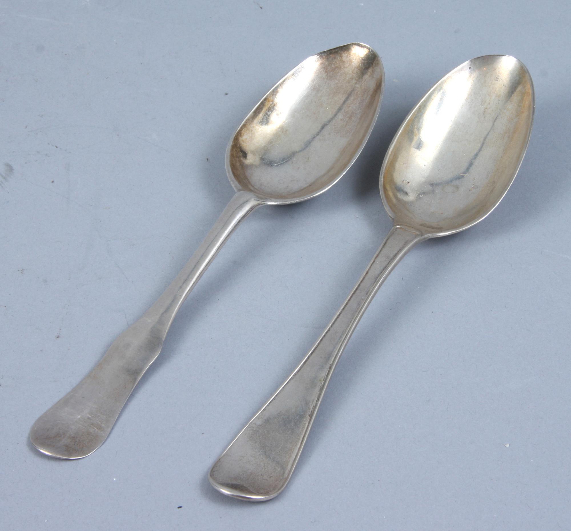 SKEDAR, 2 st, silver,  Lorentz Wretman, Landskrona, 1776 samt Simon Ryberg, Stockholm, 1797. 120 g.