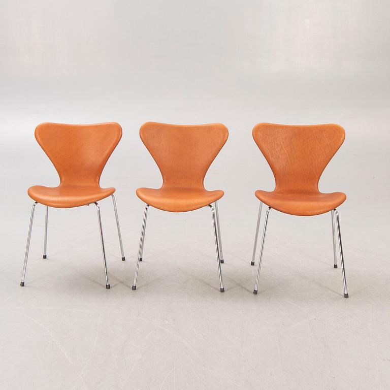 Arne Jacobsen, 6 leather chairs, "Sjuan" for Fritz Hansen Denmark, second half of the 20th century.