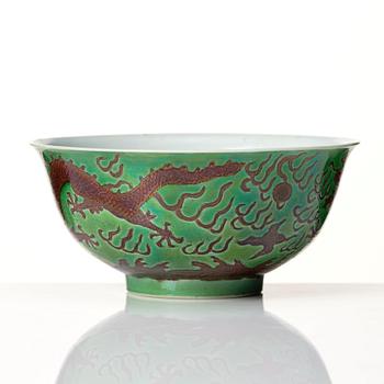 A five clawed dragon bowl, Qing dynasty, Guangxu mark.