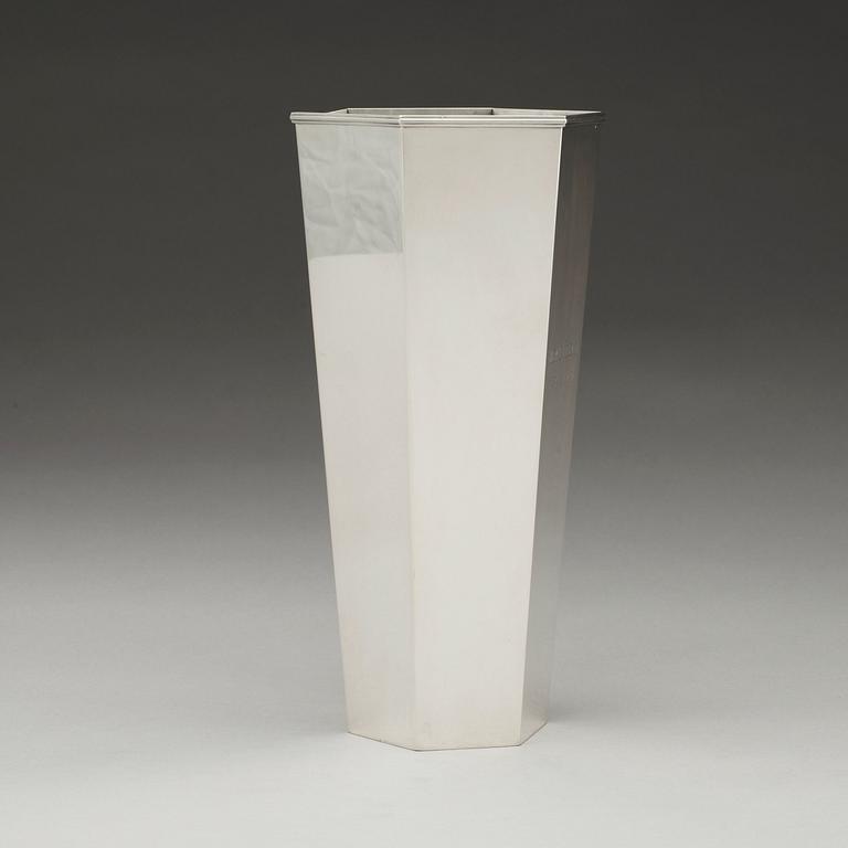 WIWEN NILSSON, vas, Lund 1946, sterling.