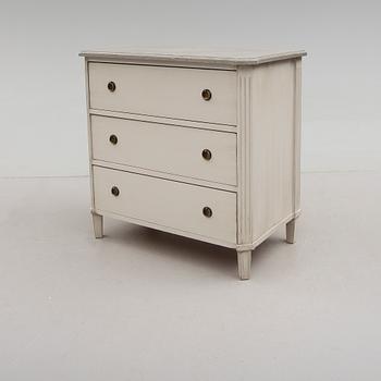 BYRÅ, gustaviansk stil, 1900-talets andra hälft.