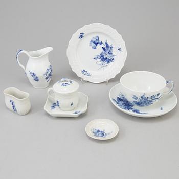 A 37 piece porcelain service 'Blå blomst', Royal Copenhagen, Denmark.