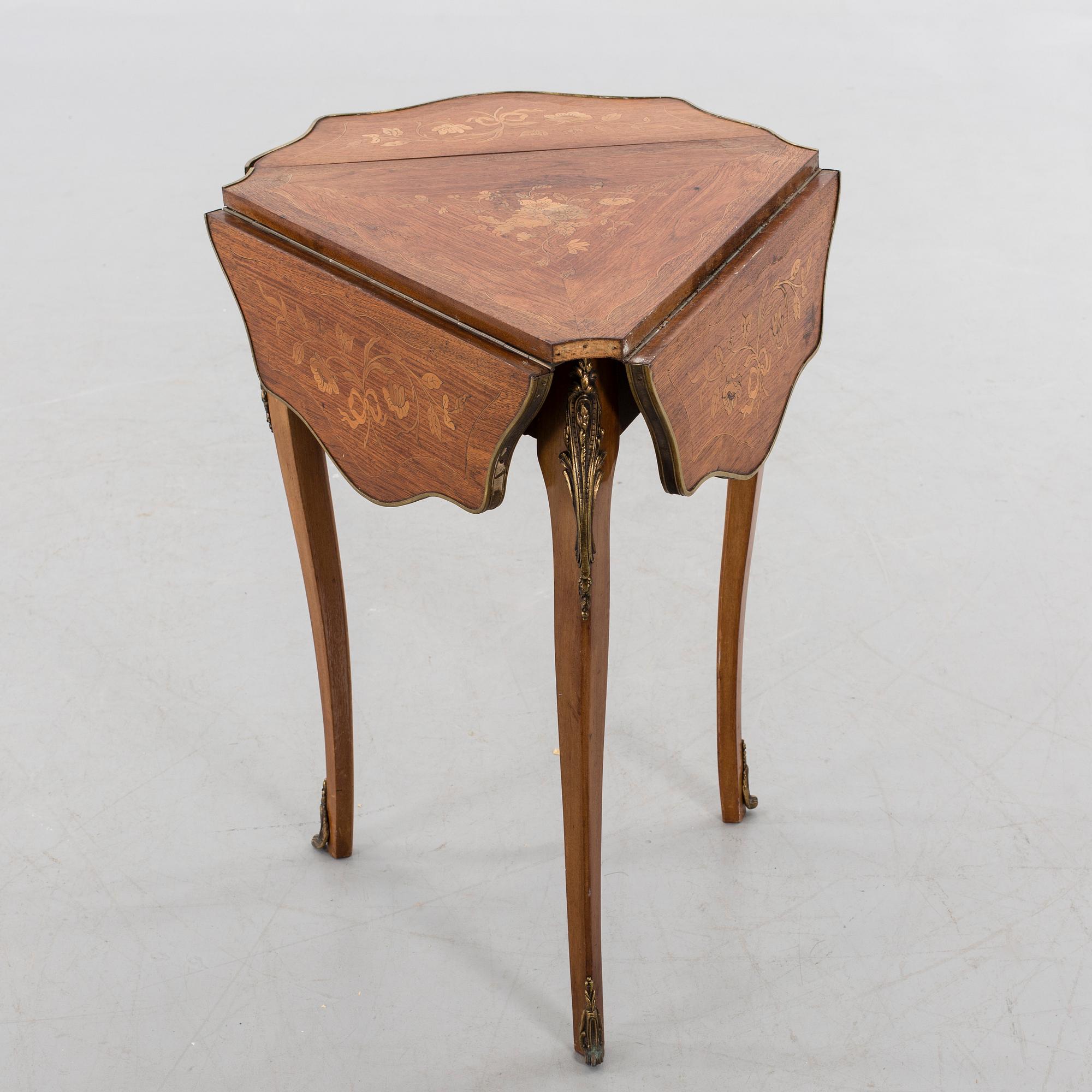 TABLE with label: L.Dessat & Fouché.