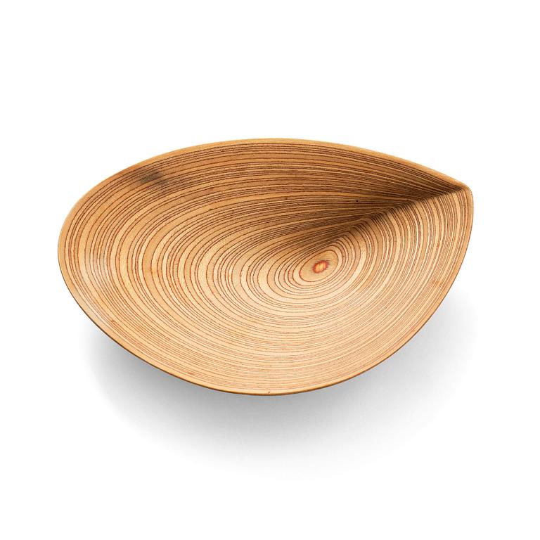 Tapio Wirkkala, a laminated birch plywood dish, Finland 1950s.