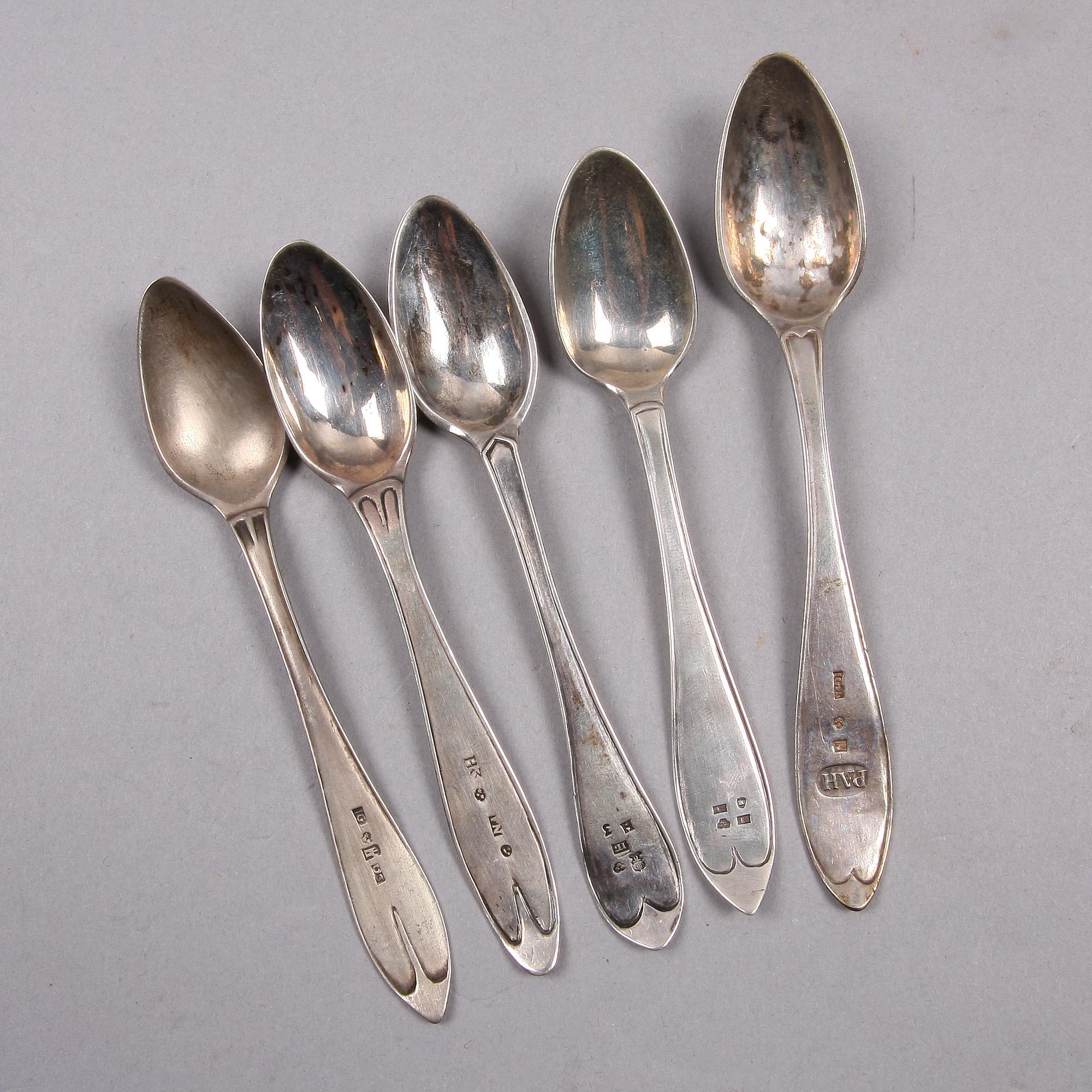 TESKEDAR, 14 st, silver, olika mästare, bla Johan Fredric Löfgren, Karlskrona. 1800-tal.