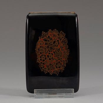 ETUIER, 4 stycken, silver och brons. Japan, 1900-tal.