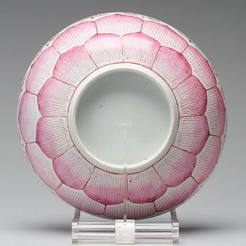 A famille rose 'Lotus' bowl and dish, Qing dynasty, Qianlong (1736-95).