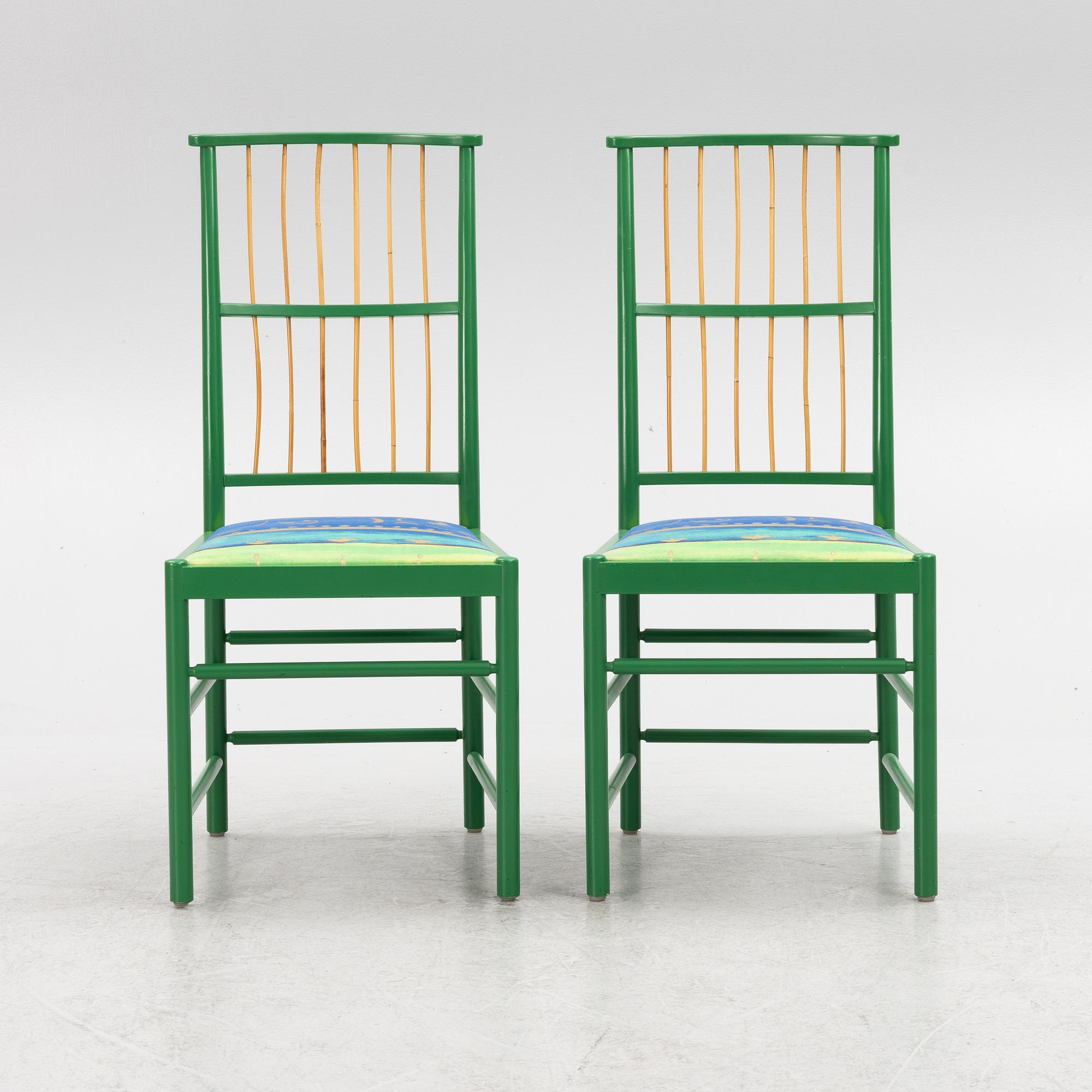 Josef Frank, stolar, ett par, model 2025, Firma Svenskt Tenn, formgiven 1925.