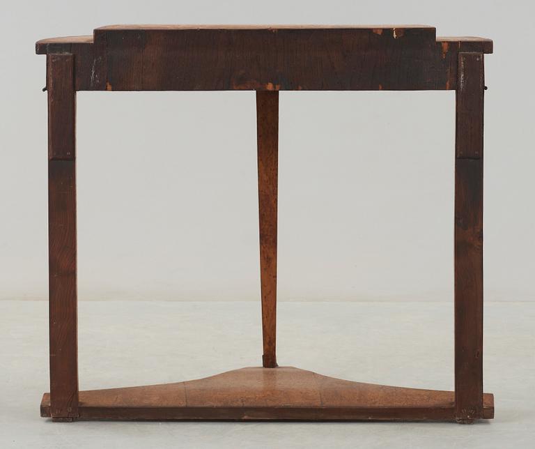 KONSOLBORD, empire, 1800-talets första hälft.