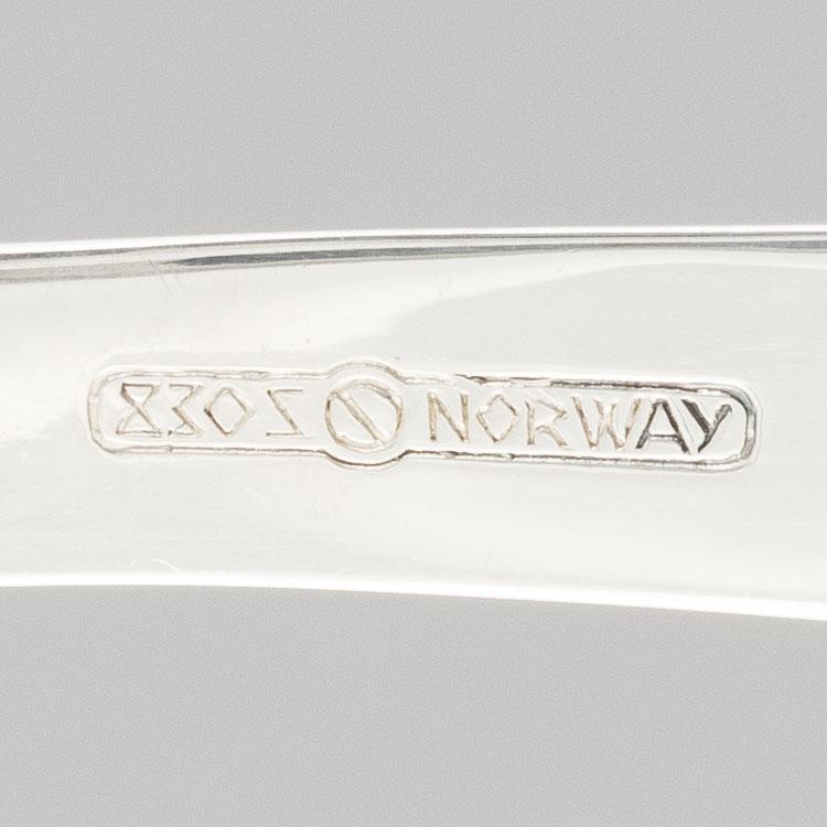 A Norwegian silver cutlery set, model "Juvel", Nils Hansen (63 pieces).