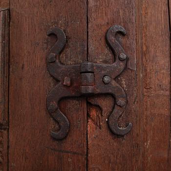 HÖRNSKÅP, barock, 1700-tal.