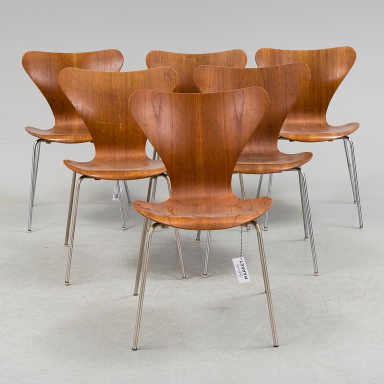 A set of six Arne Jacobsen 'Sjuan' teak chairs, Fritz Hansen, Denmark 1950's-60's.
