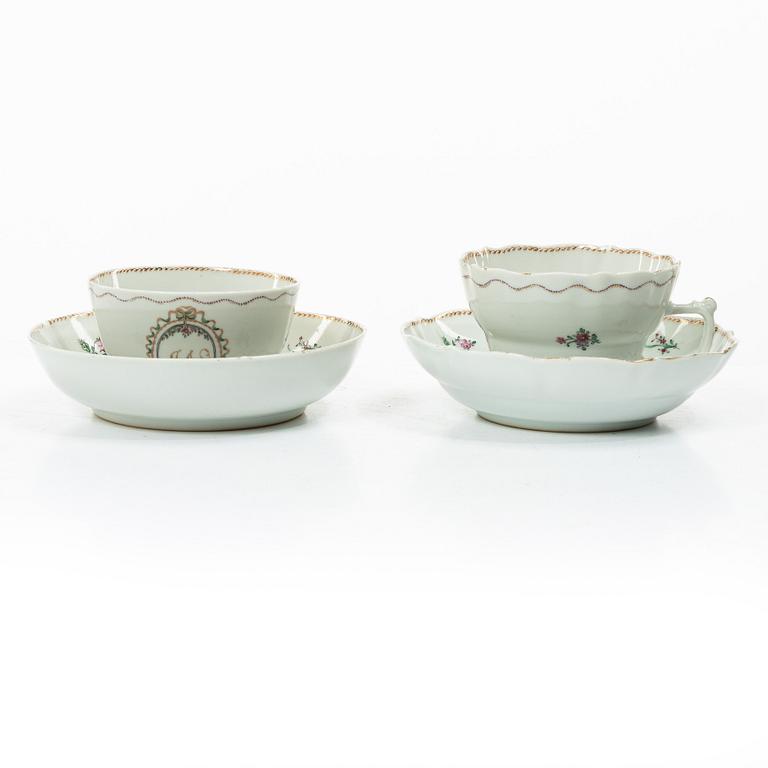 Cups and saucers, 11+7, and a teapot in famille rose with monogram, company porcelain, China, 18th century.