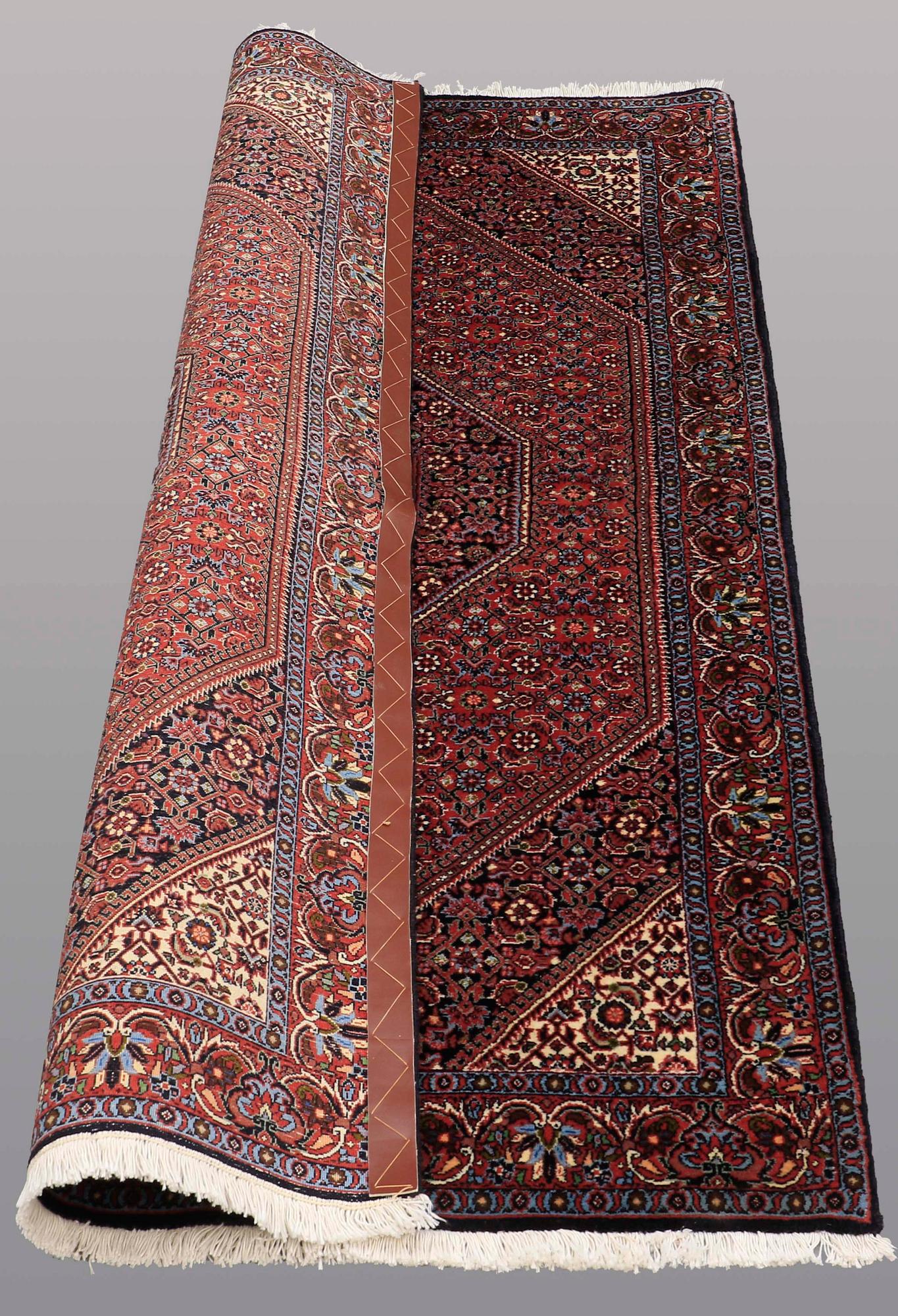 MATTA, Bidjar, s.k " Takab, ca 190 x 103 cm.