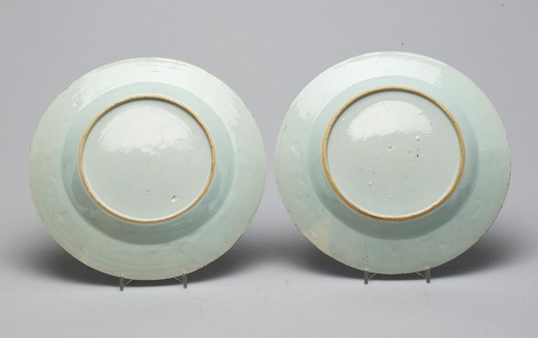 TALLRIKAR, ett par, porslin, Kina, Qianlong (1736-95).