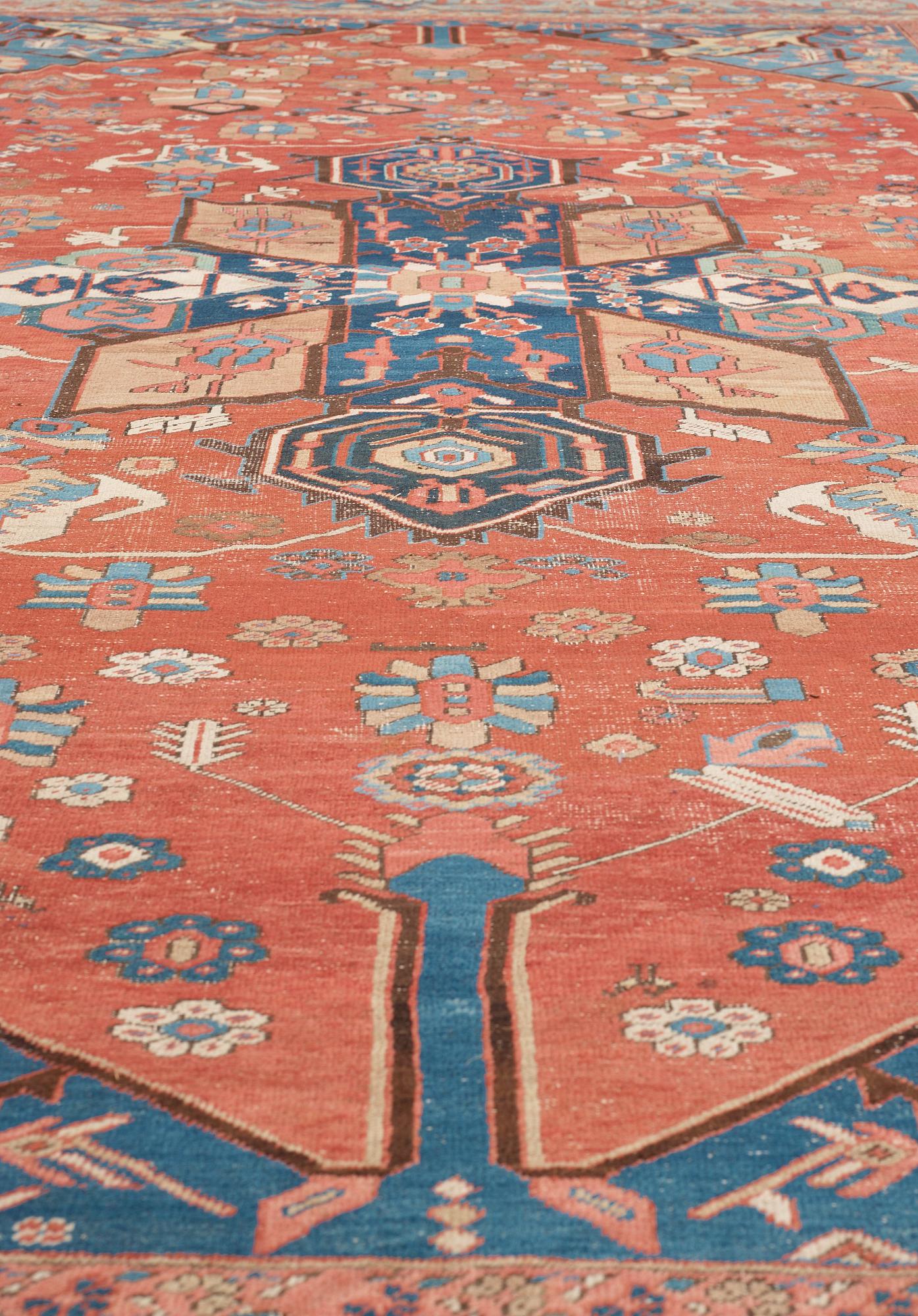 ANTIQUE HERIZ. 558 x 355 cm.