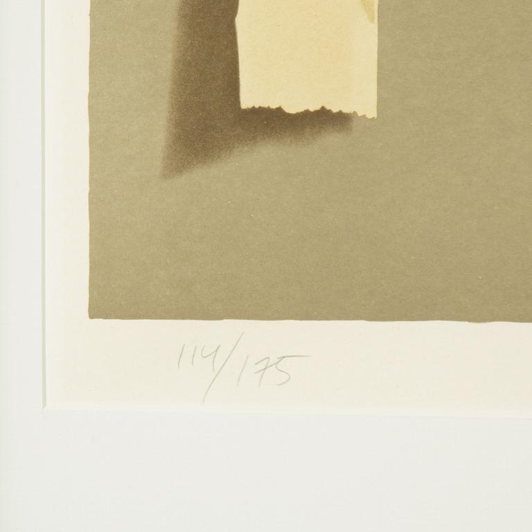 Yrjö Edelmann, "Artificial still life".