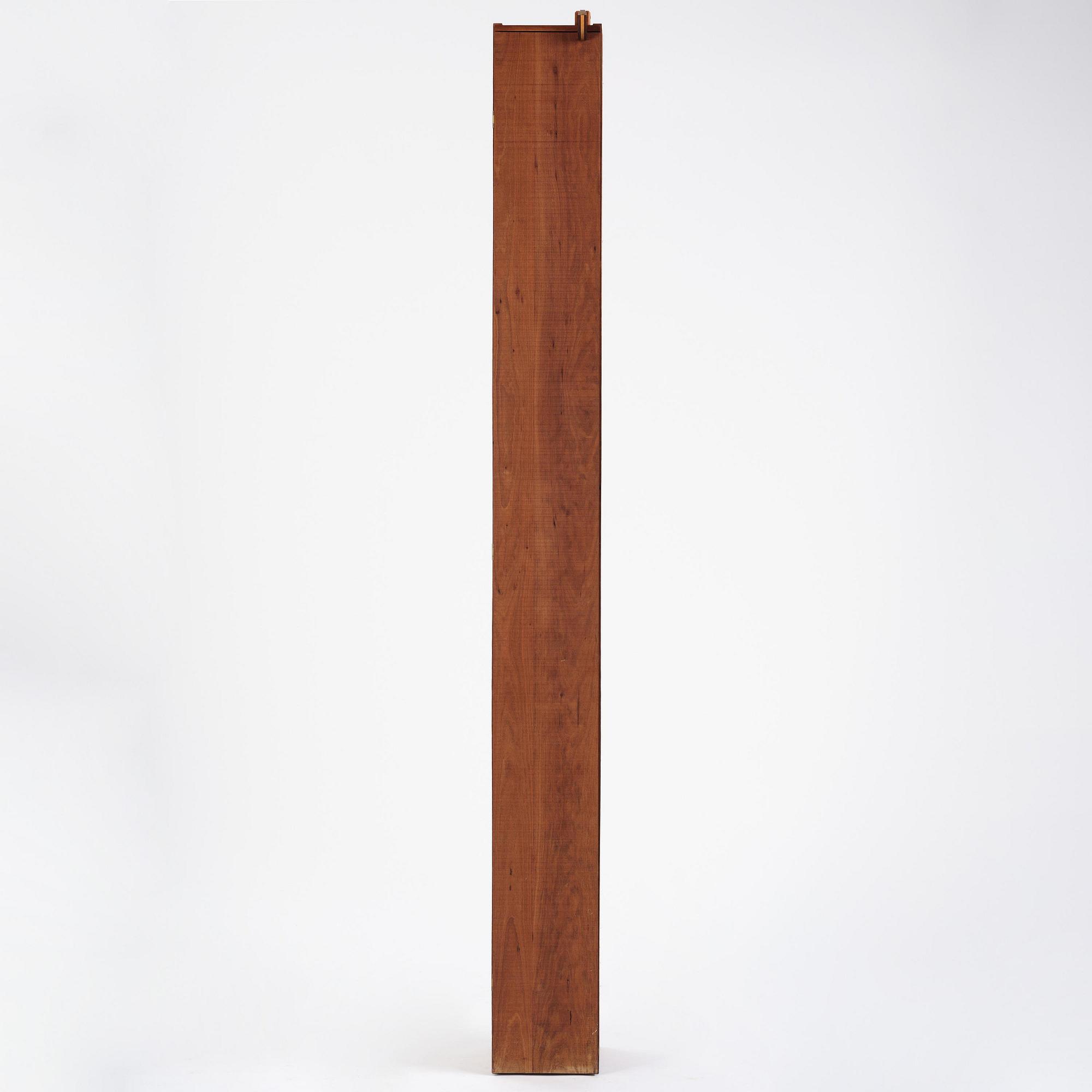John Kandell, a "Solitär" cabinet, Källemo, Värnamo, post 1981.
