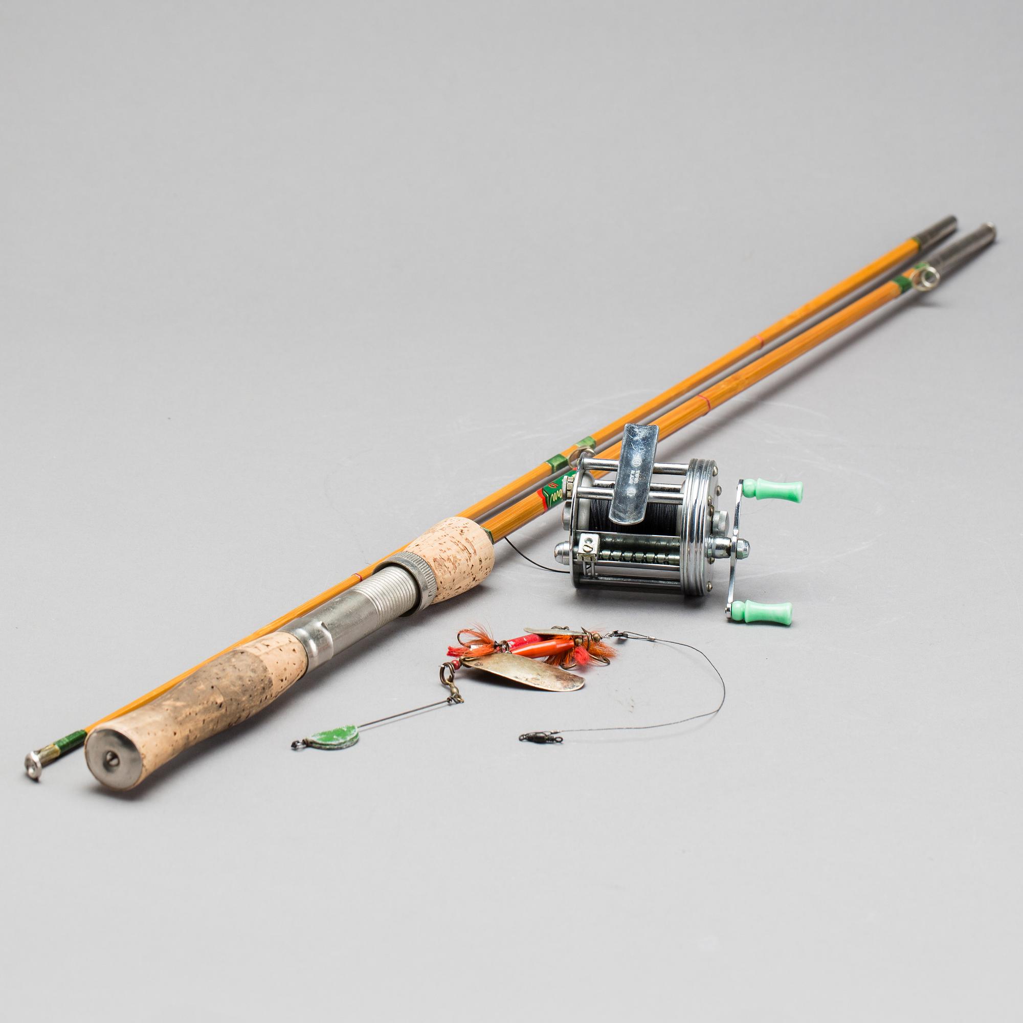 KASTSPÖ "Revn 10" MED SPINNRULLE "RECORD RULLEN" 1900-TALETS MITT.